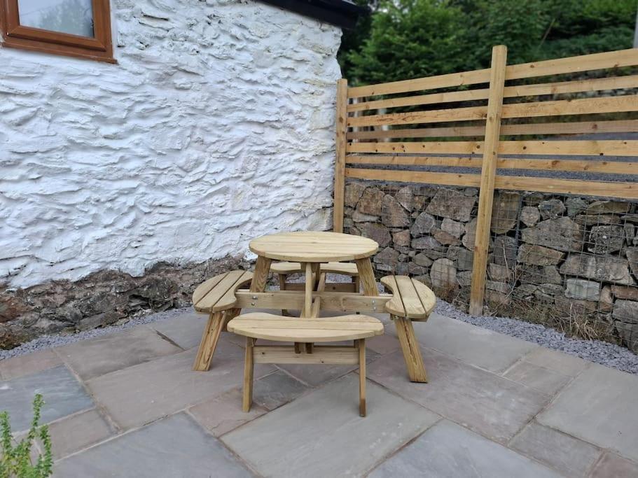 Rhyd Y Geifr, Cosy Barn Conversion In Maerdy 科文 外观 照片