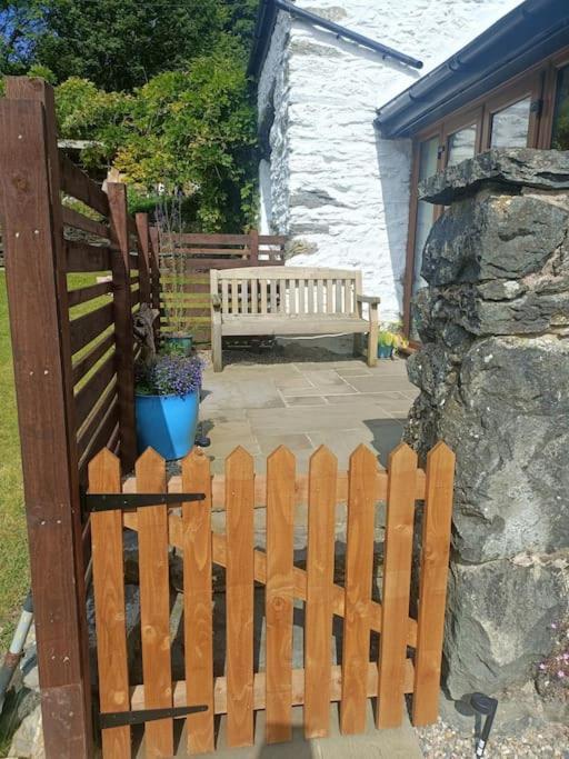 Rhyd Y Geifr, Cosy Barn Conversion In Maerdy 科文 外观 照片